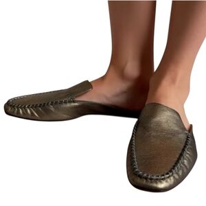 Halston Heritage Gold Leather Moccasin Slide Flats Women’s Size 6 Shoes